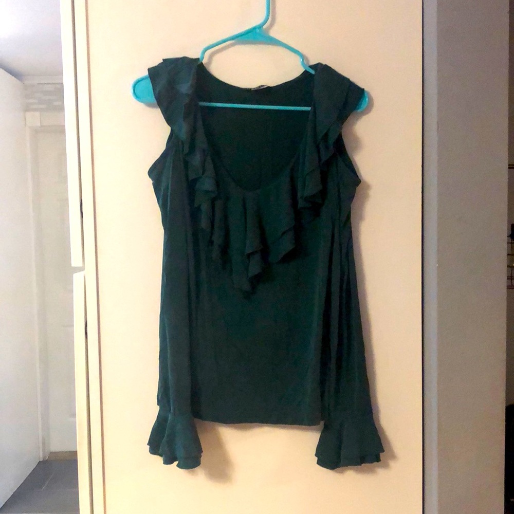 Venus small top with open shoulders